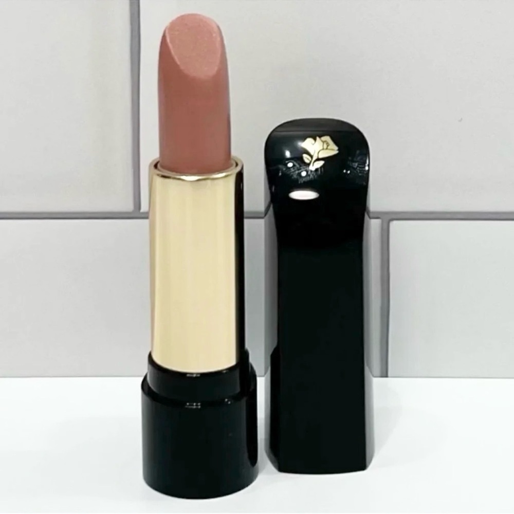 Lancôme 328 Delicate Lace L’Absolu Rouge Lipstick